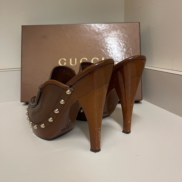Gucci pumps 
Lightly used 
Like new - Picture 10 of 16